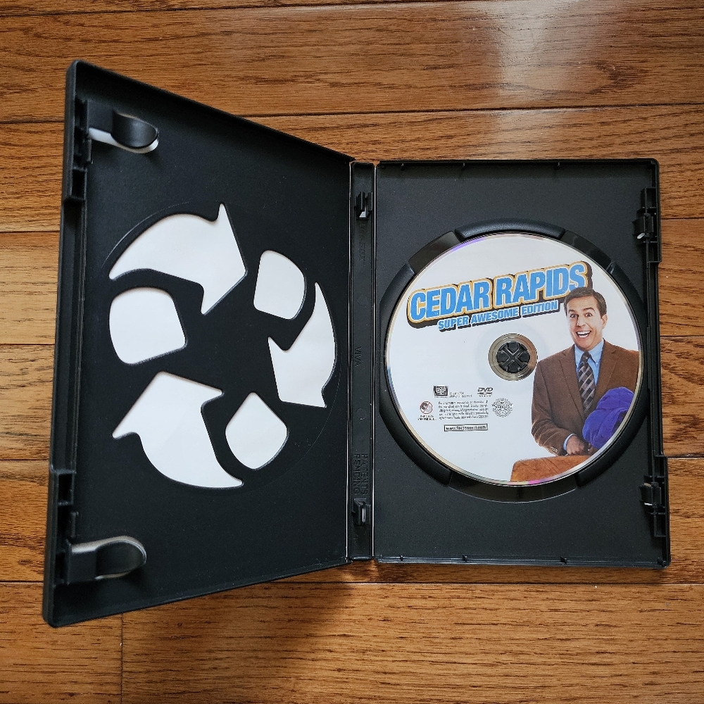 Cedar Rapids (DVD, 2011) - The Super Awesome Edition - Picture 4 of 5